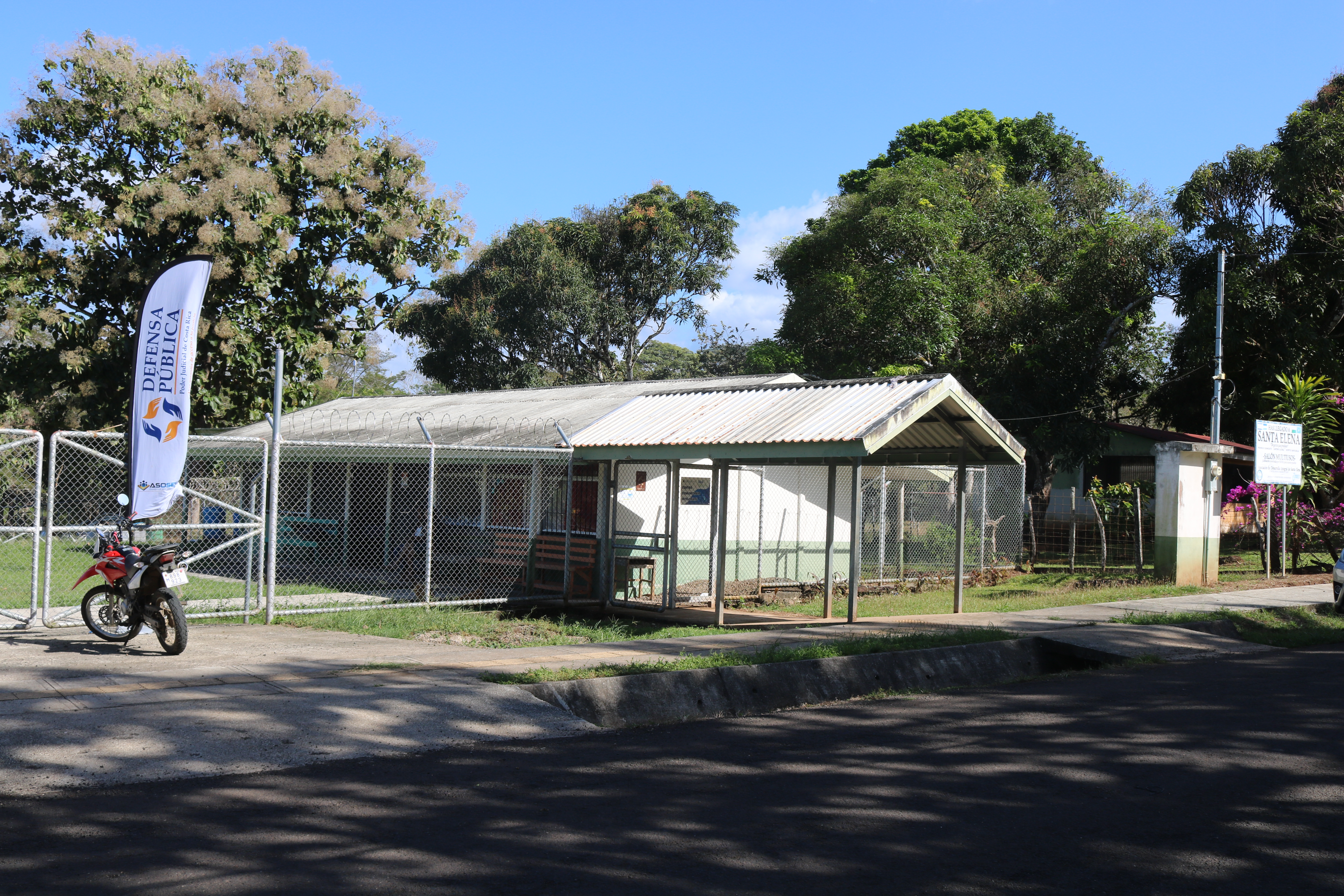 Defensa Pública llega a comunidades lejanas en La Cruz de Guanacaste