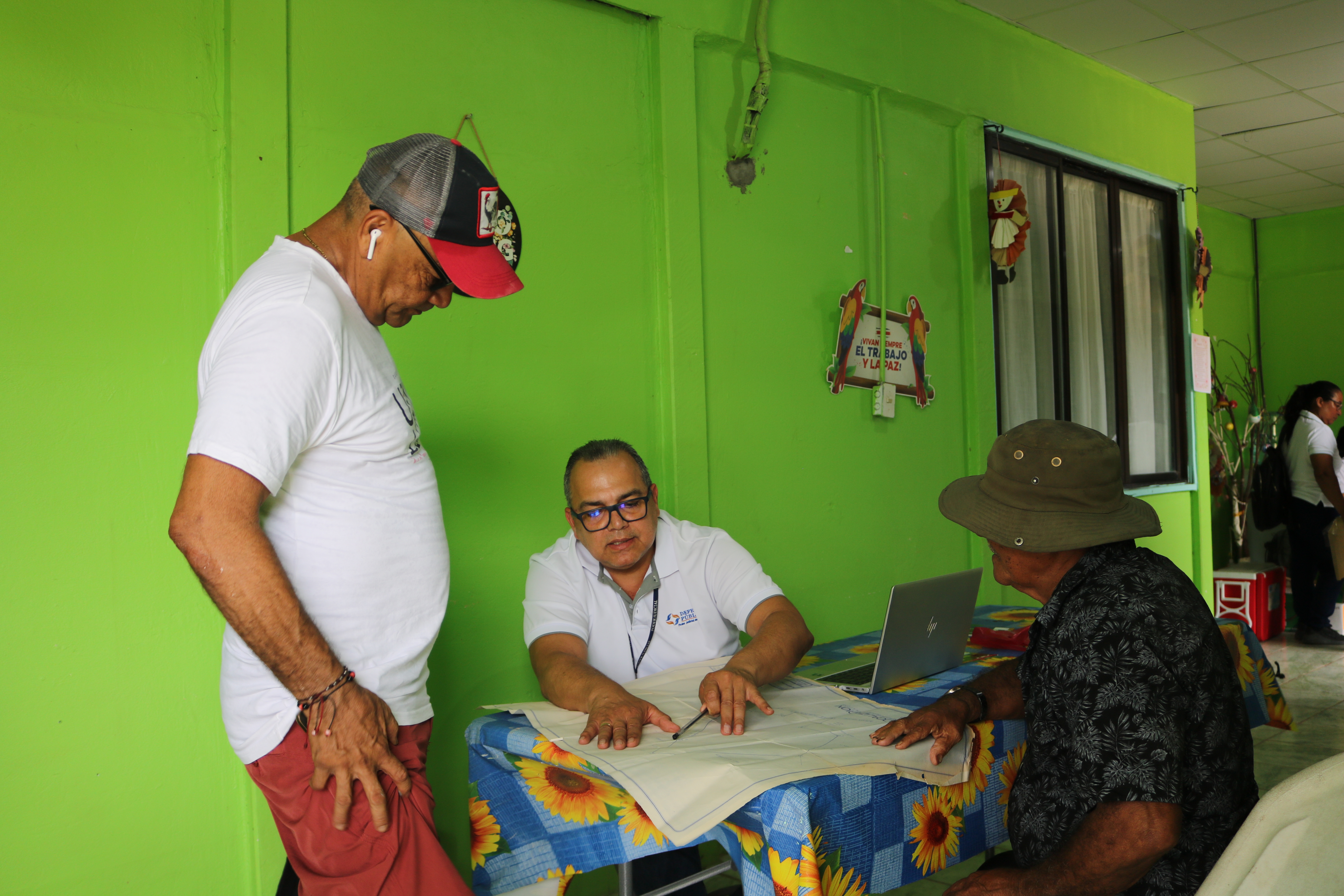 Defensa Pública brindó atención en Isla Chira 